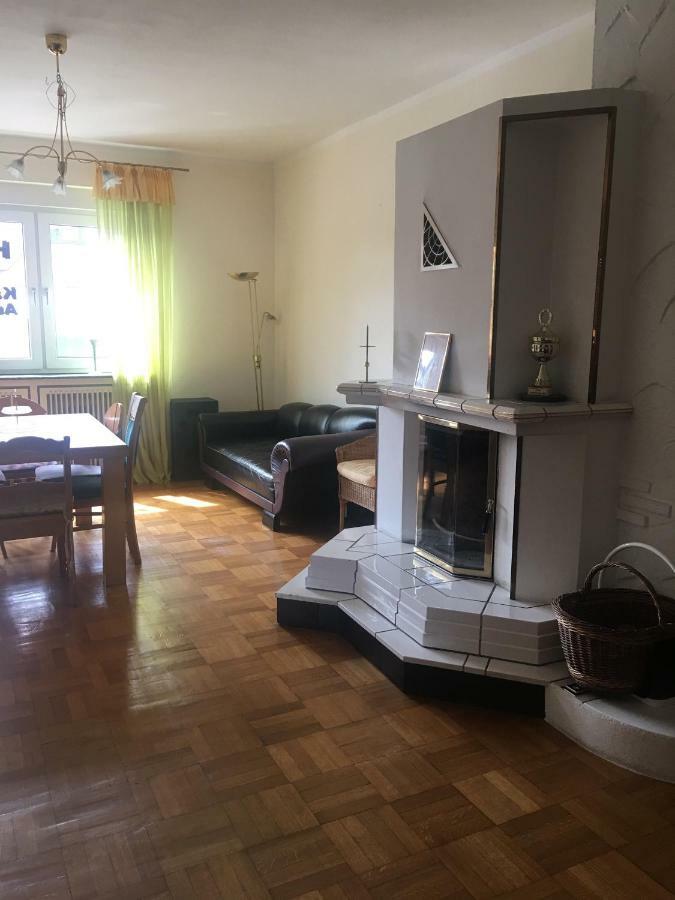Apartment Am Friedrich Ebert Park Mit Ueber 100Qm Wohnflaeche Hamm  Exterior foto